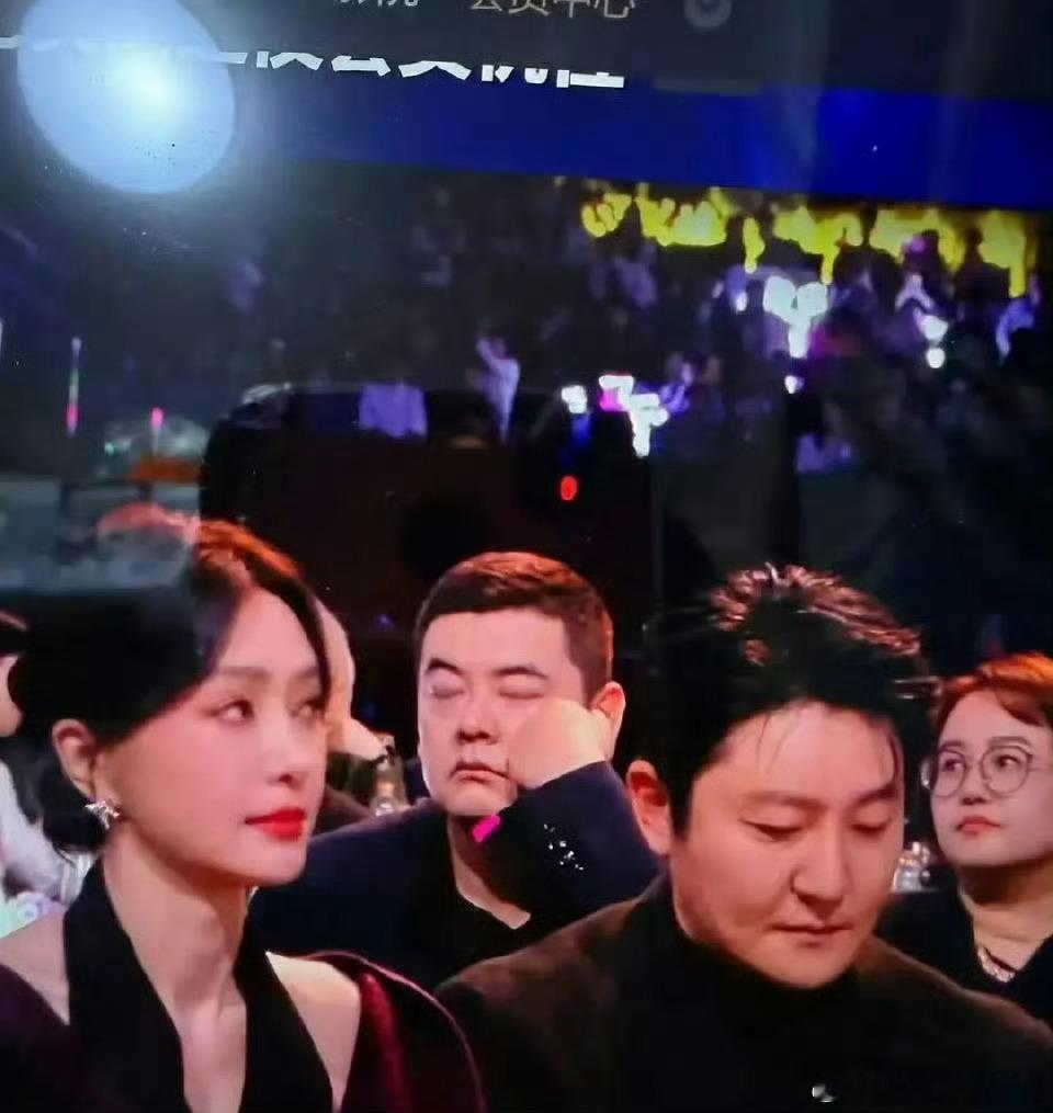 尹涛尖叫之夜睡着了尖叫之夜