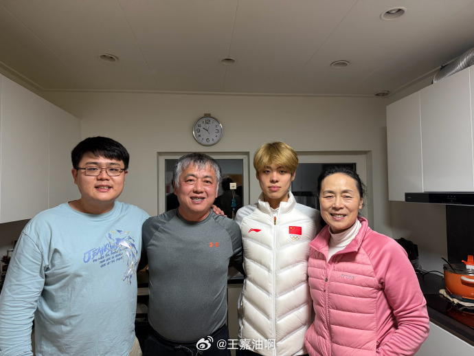 刘瀚彬发文感谢恩人不善言辞 唯有感恩未来 继续全力以赴 