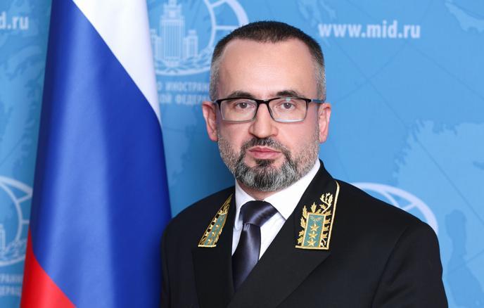 斯捷潘诺夫大使称加拿大对俄新制裁不过是一纸空文
 
俄外交官表示，该文件系为配合