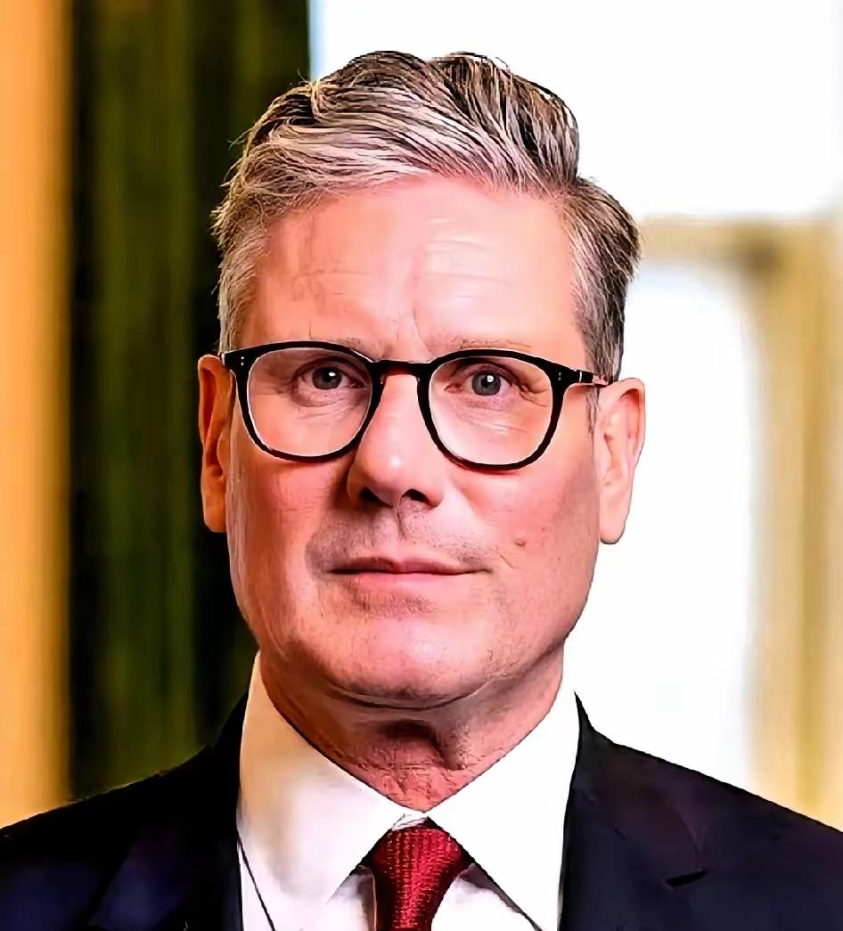 继马克龙后斯塔默访华，俄媒泼冷水：不放弃战争政策必遭反噬！

斯塔默对俄强硬，还