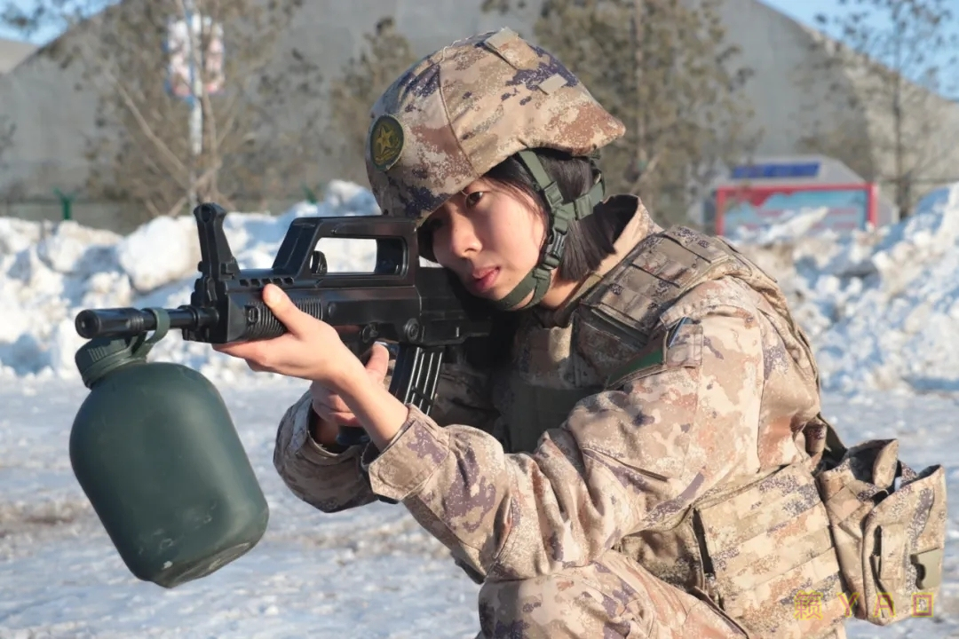 挂管吊水壶吊烧火棍 