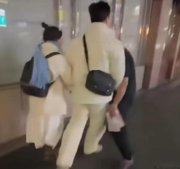 真是好言难劝该死的鬼！
国家已经提醒避免前往日本了，居然还有人不知好歹固执己见，