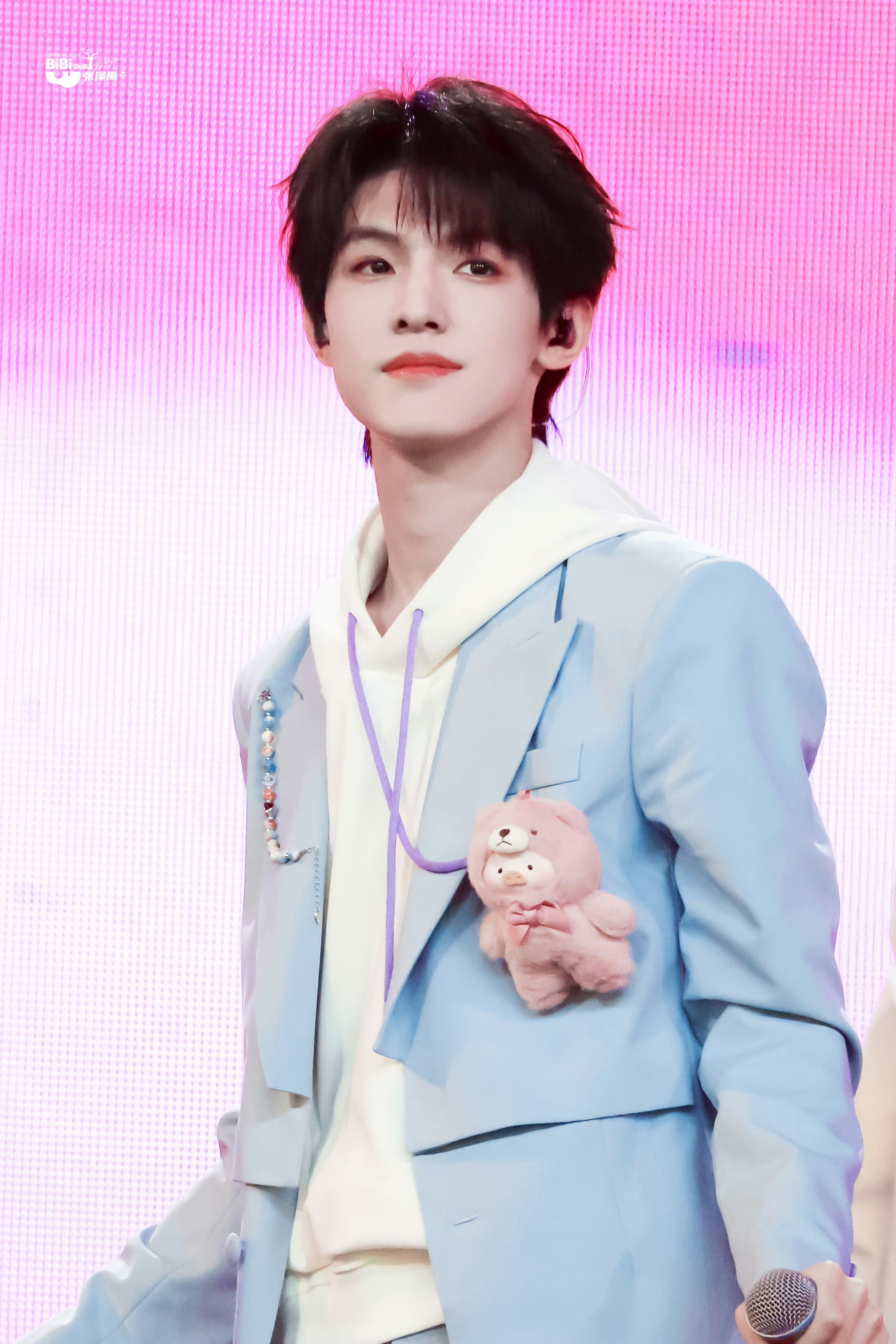 张泽禹小狗小狗🥹🥹是少年感和拽男完美结合的诠释！ ​​​