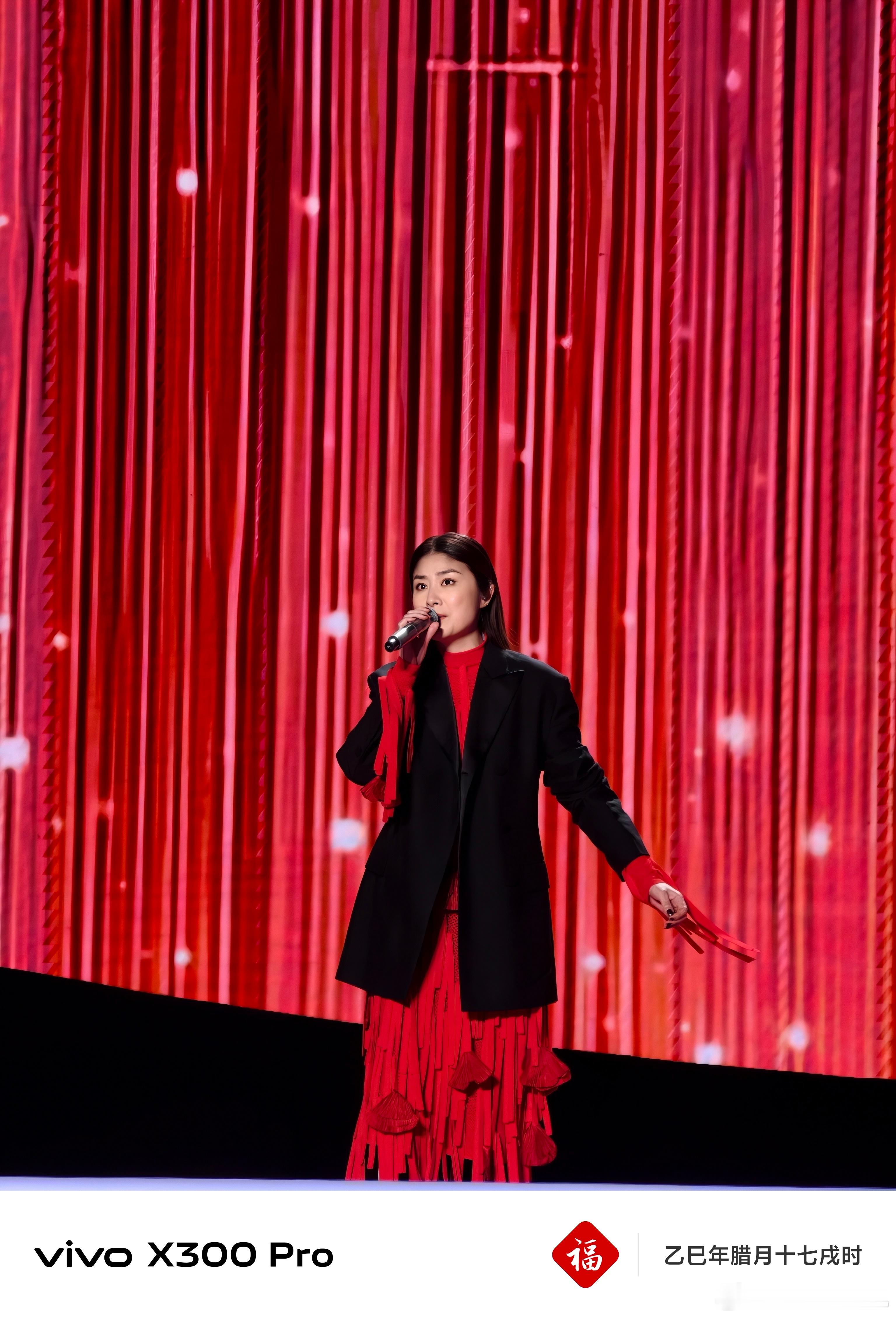 老板请看演唱会感觉好久没有见到陈慧琳了一波青春回忆杀评论区说说你最喜欢她哪首歌追