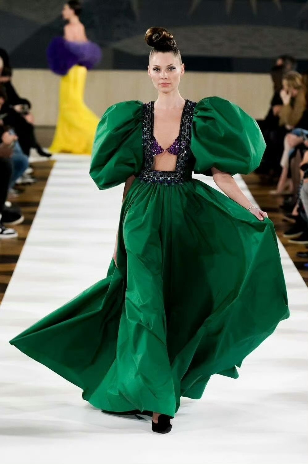 angelababy绿裙高定Angelababy绿裙 Angelababy绿裙，