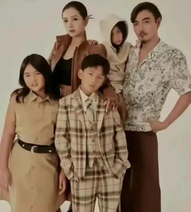 被老公碰了三次的她，每一次都生出一个孩子！她还好意思把这件事拿出来说，还好意思抱