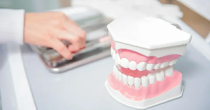 肿瘤|牙龈“长包”竟是癌？专家：出现这些情况千万别大意