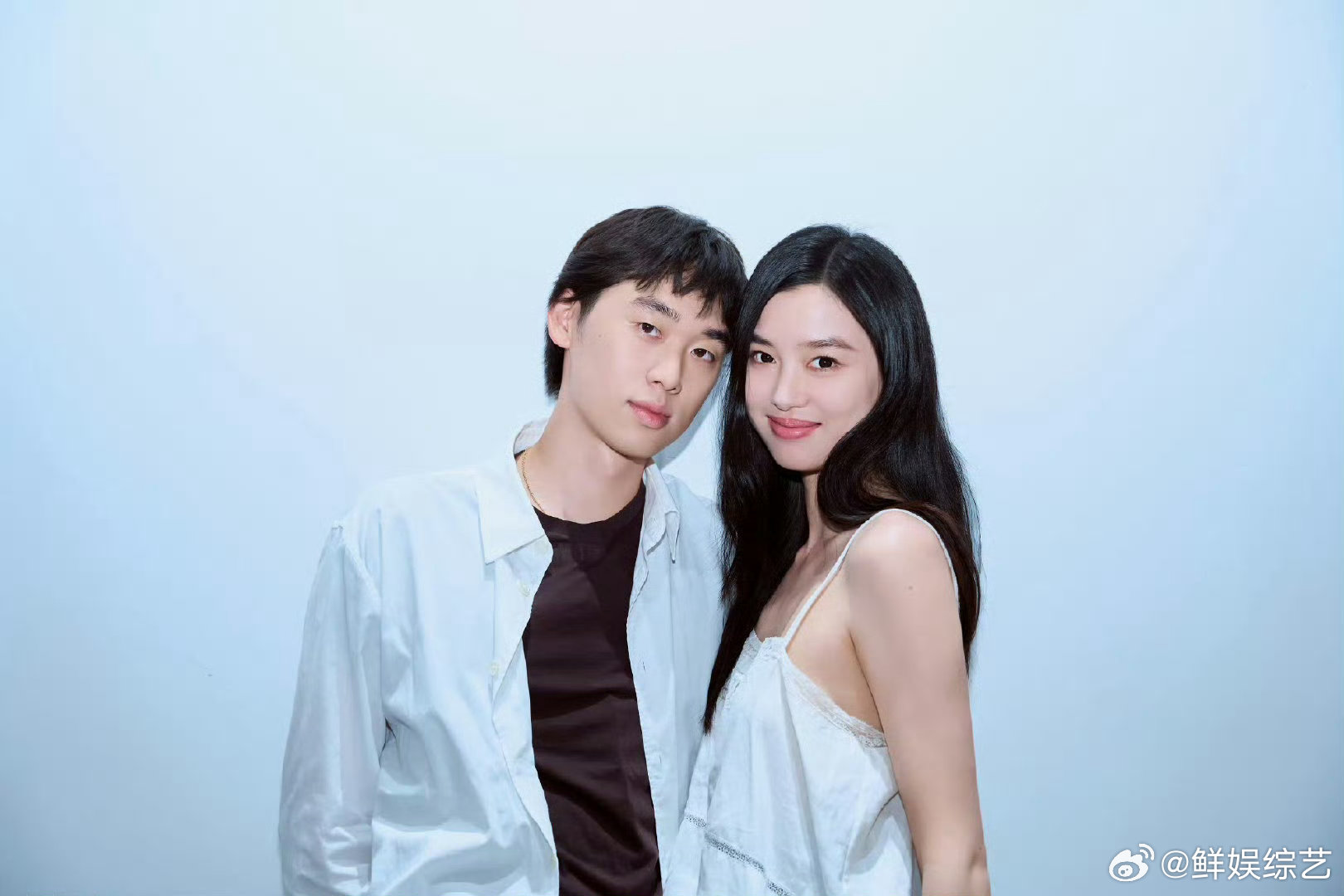 陈瑜看到林子濠的手写情书哭了爱的修学旅行好喜欢这种细水长流的感情，安静又充满力量