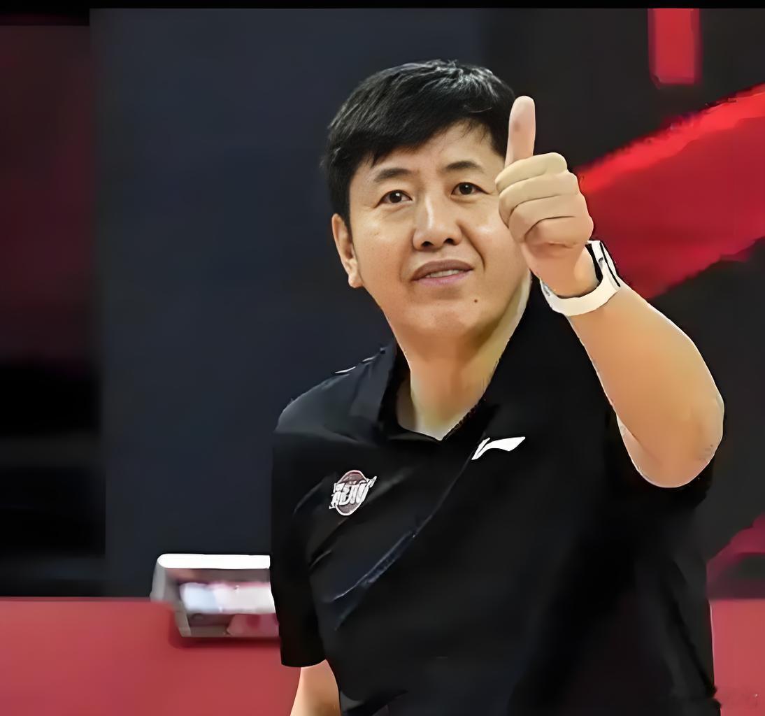 国家队首发后卫程帅澎惨遭丁伟DNP，已无球可打CBA新赛季战罢三轮，程帅澎继连续