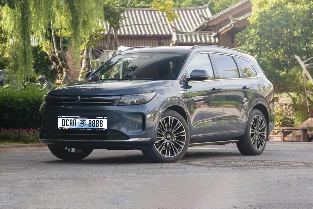 二手问界M7捡漏指南：13万买壳，18万买魂，2026款别接盘
兄弟们，最近后台