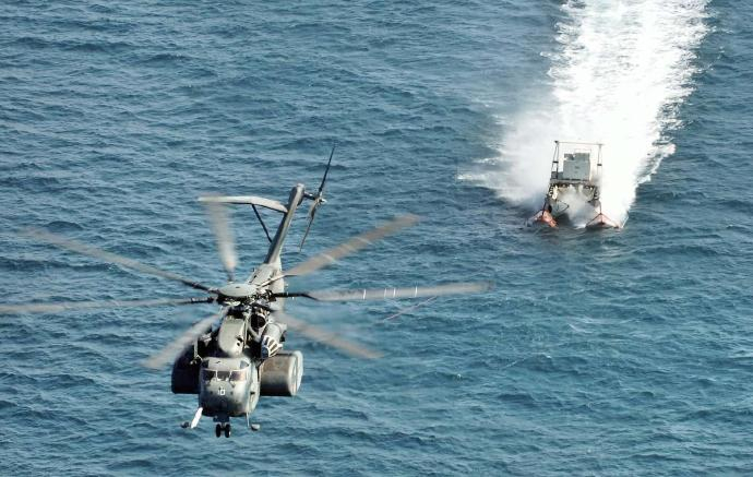 军事ai新视野 CH-53E“超级种马”直升机CH-53E“超级种马”（Supe