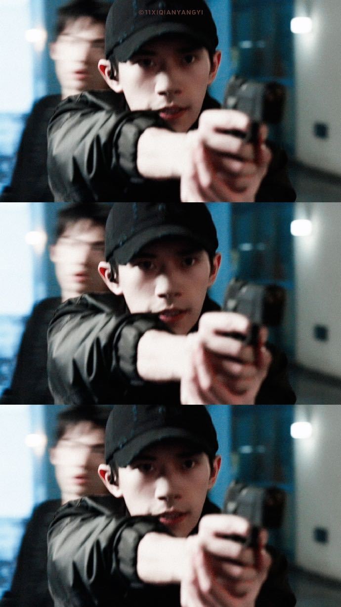 易烊千玺4年前的表情包显化了春节影院必须安排，给千玺的实用表情包交上专属使用费 