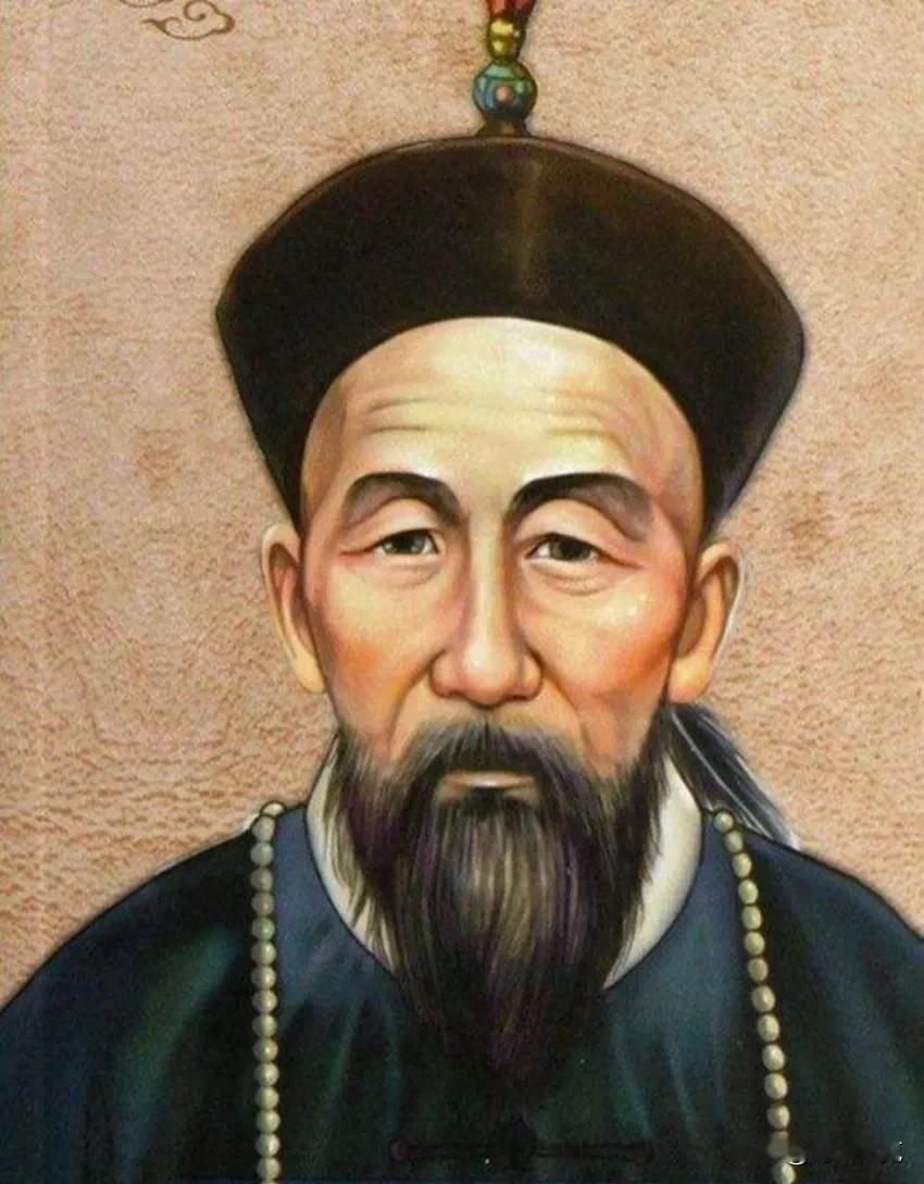 中国历史有公案，质疑曾国藩打下南京时为何不北上推翻清王朝称帝。曾国藩深知历经十几