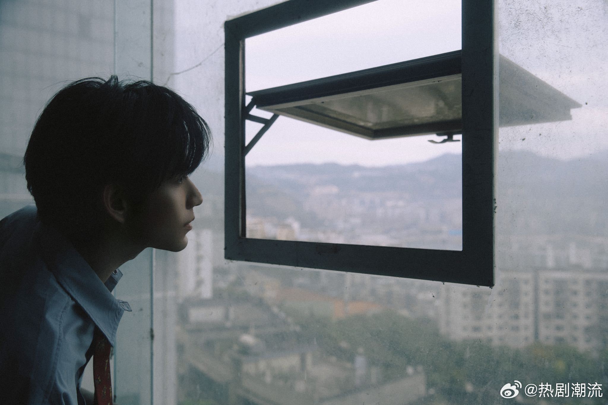 张颜齐直播抽查听专辑了吗作为听众，能感受到每首歌里投入的情绪，或温柔或有力量，多