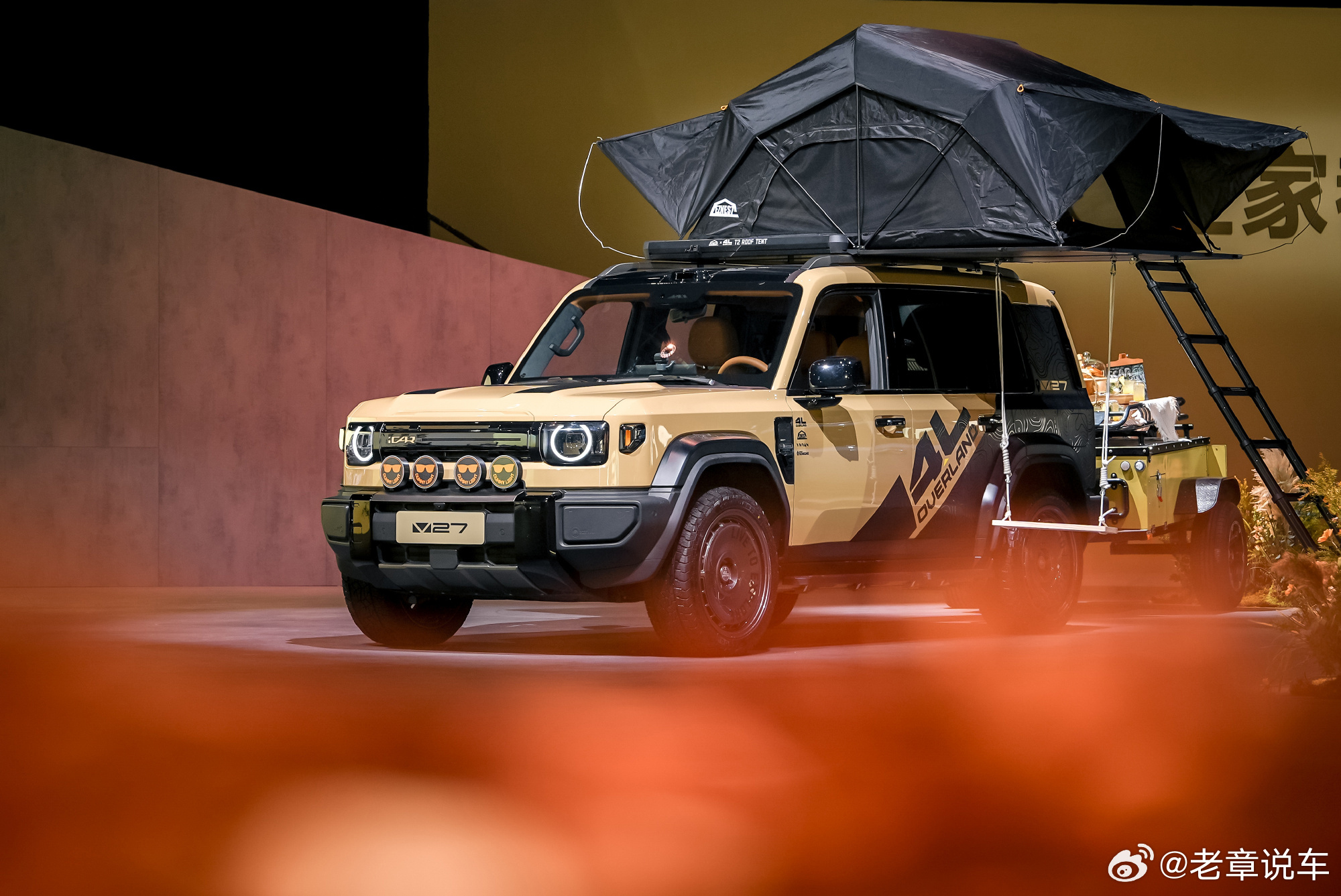 奇瑞iCAR V27全球上市，比较有意思的是：出口版全系标配宁德时代电池，宁德时