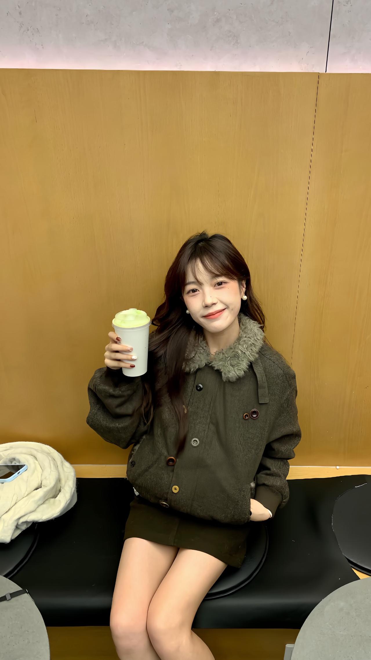 任何照片配《嗜好》都刚刚好
inmyfeeling