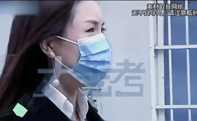河南民权，一女子被豪车追尾，发现肇事男子涉嫌醉驾，报警后男子在被带往警局途中竟踹