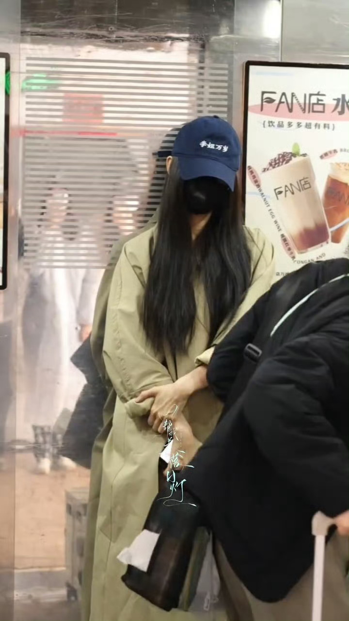 李一桐李一桐过敏李一桐过敏还在拍戏听说李一桐过敏还在坚持拍戏！不管怎么说身体健康