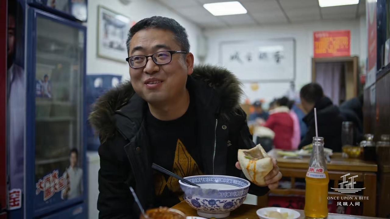 风味人间  说实话，我是不爱吃蒜的，因为味道太大，我还觉它很辣。 我的年度美食清