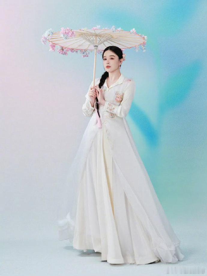 阚清子阚清子一公造型乘风2026阚清子这造型也太适合咏春了吧！一公颜值拉满，越看