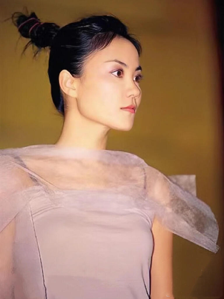 窦靖童会在歌手唱王菲的歌吗 上周《歌手2026》这段太精彩了，魏如萱唱完《光之翼