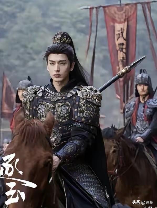 “粉底液将军”能干啥？一群分不清性别，脸长得好像工厂流水线出来的，分辨不出谁是谁