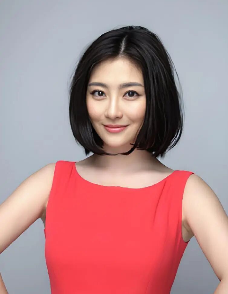 女演员炒股，底裤都亏没了演员朱锐，近日自曝因盲目跟风炒股，短短数日内，将20年拍