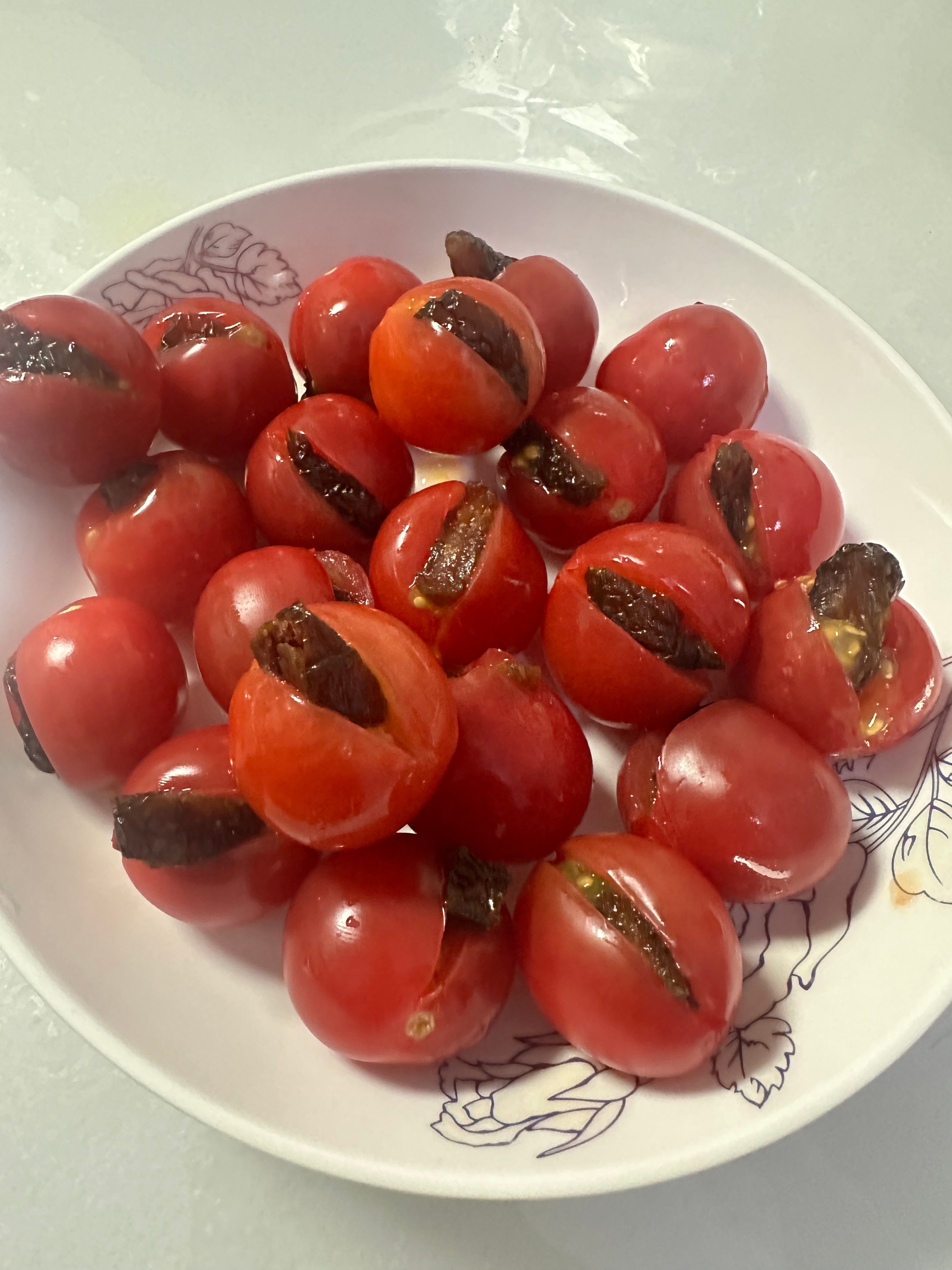 昨晚做的乌梅小番茄🍅谁懂一下！ 