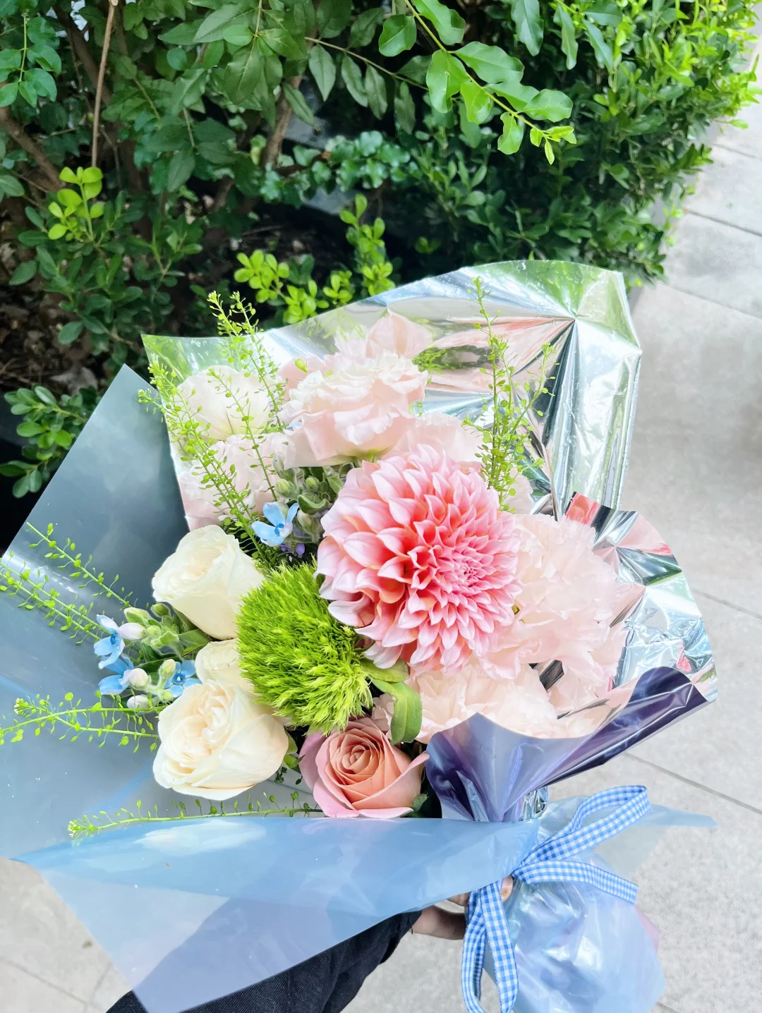 周五17:00 捧花见面