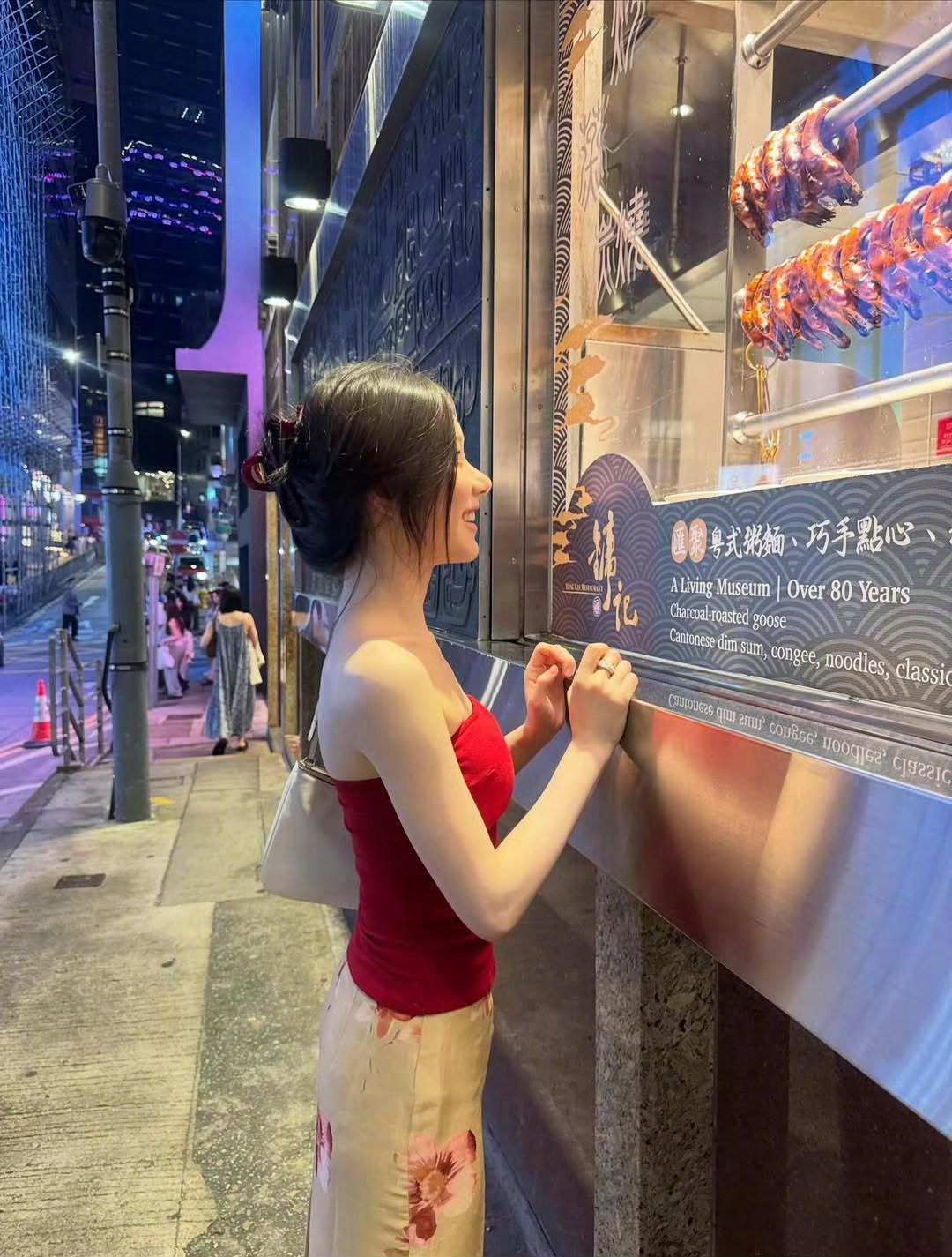 李彩领 