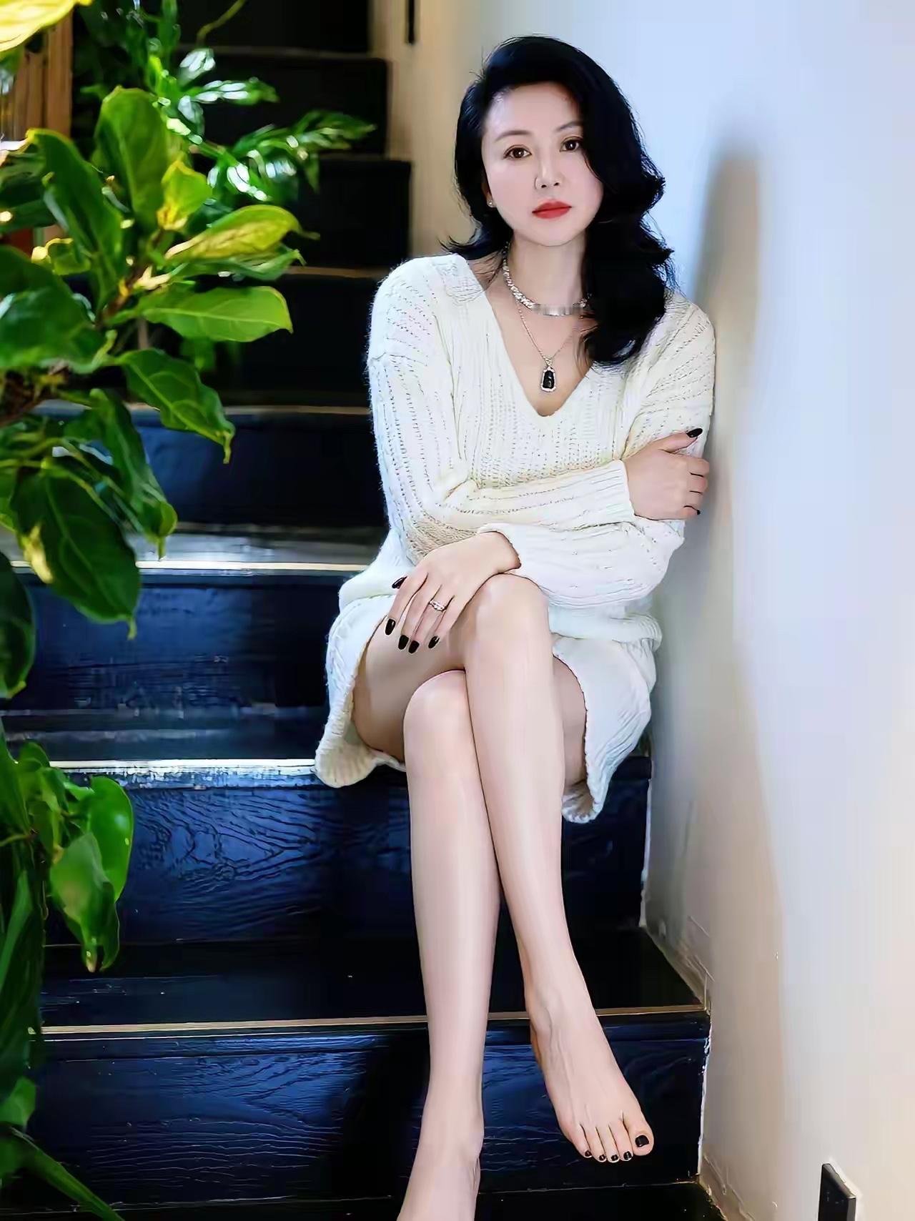 居家生活搭配技巧居家感穿搭 居家穿搭照 居家随性穿搭 家居穿搭照