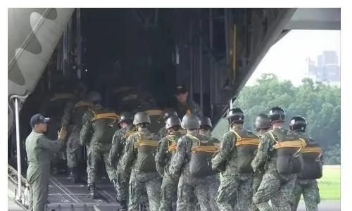 台海问题和平解决到底有没有路可走？如果有，那应该怎么走？答案很简单，但不容易：先