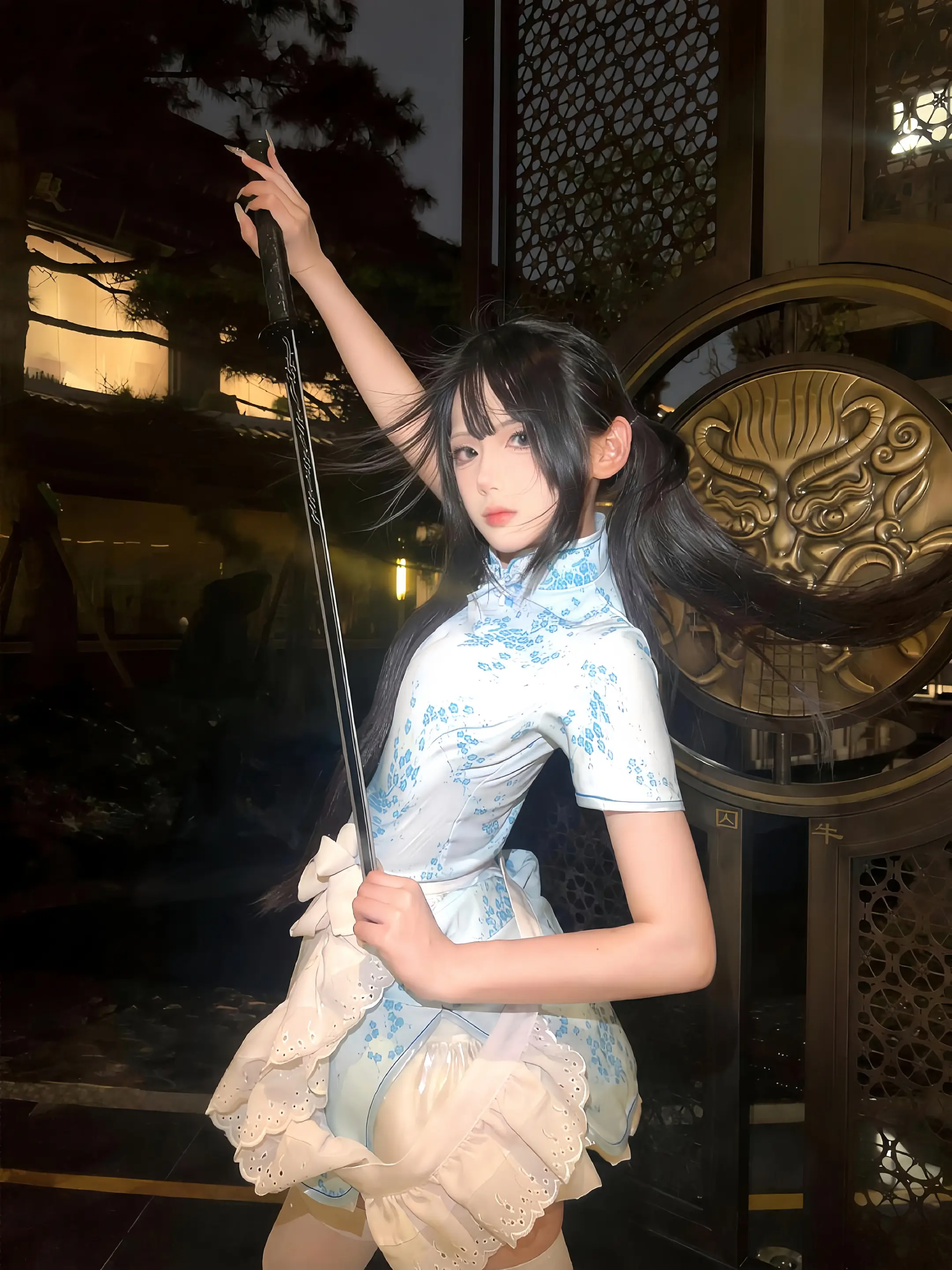 师姐，这招叫做，一剑霜寒十四州。