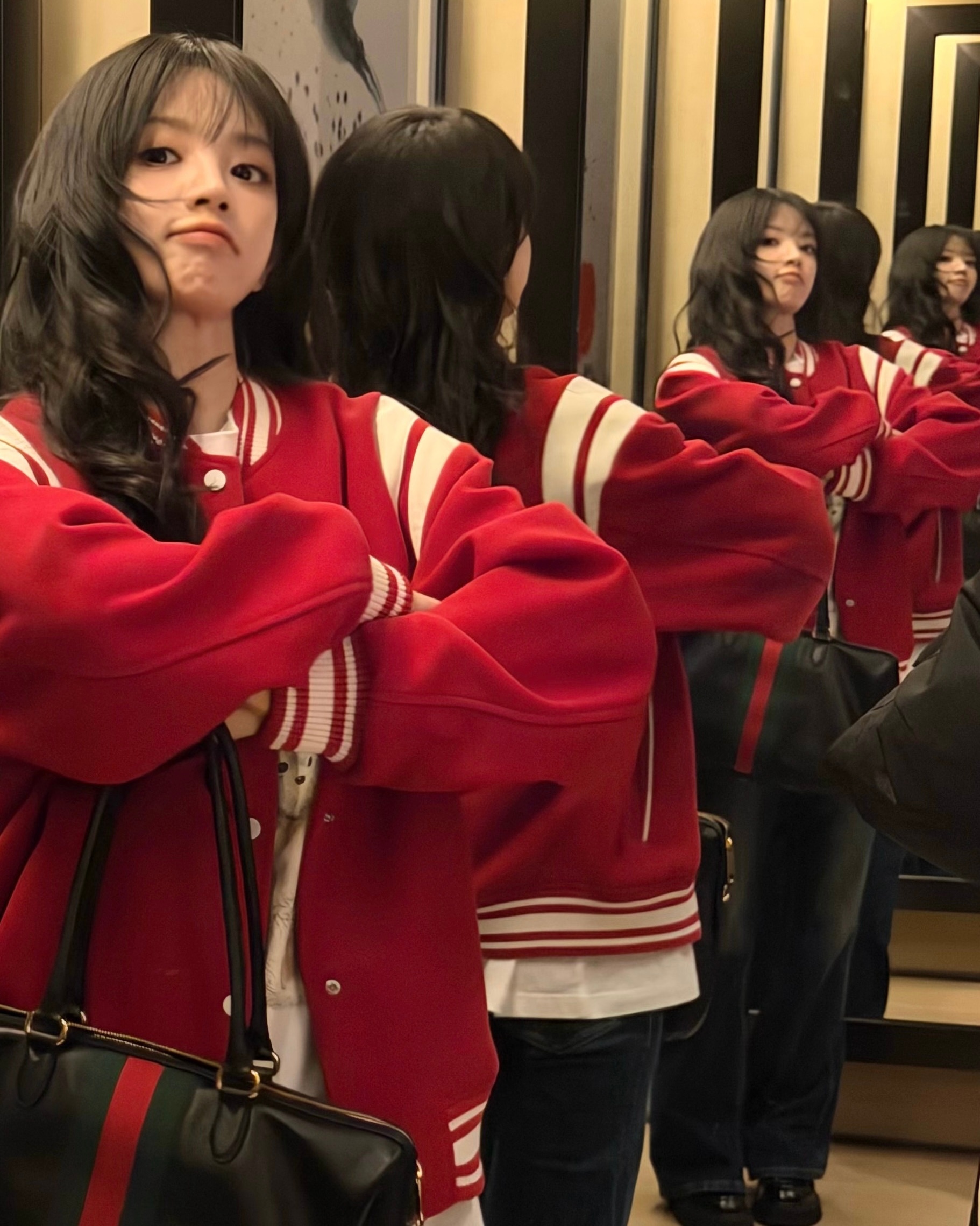 这张图的傲娇小猫有点多哦 