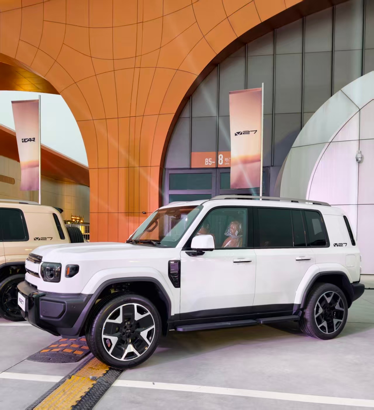 地平线HSD城野皆好开越野方盒子焕发新活力，搭载地平线HSD的iCAR V27要