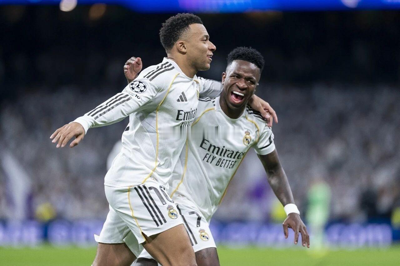 ▼ 塞尔：维尼修斯想与姆巴佩薪资持平，续约无进展据西媒塞尔电台报道，尽管阿隆索已