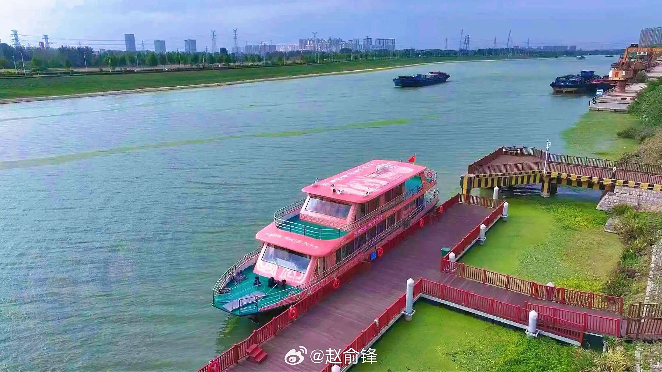 “孔子号”船票提前售罄，济宁把运河风景变成了新体验 国庆假期，济宁运河之都港传来