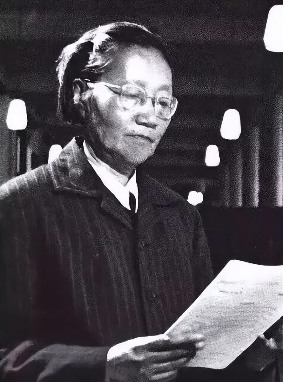 1961年北大才女饭后走进实验室神秘消失，丈夫苦苦找寻十年，十多年后却自己回家，