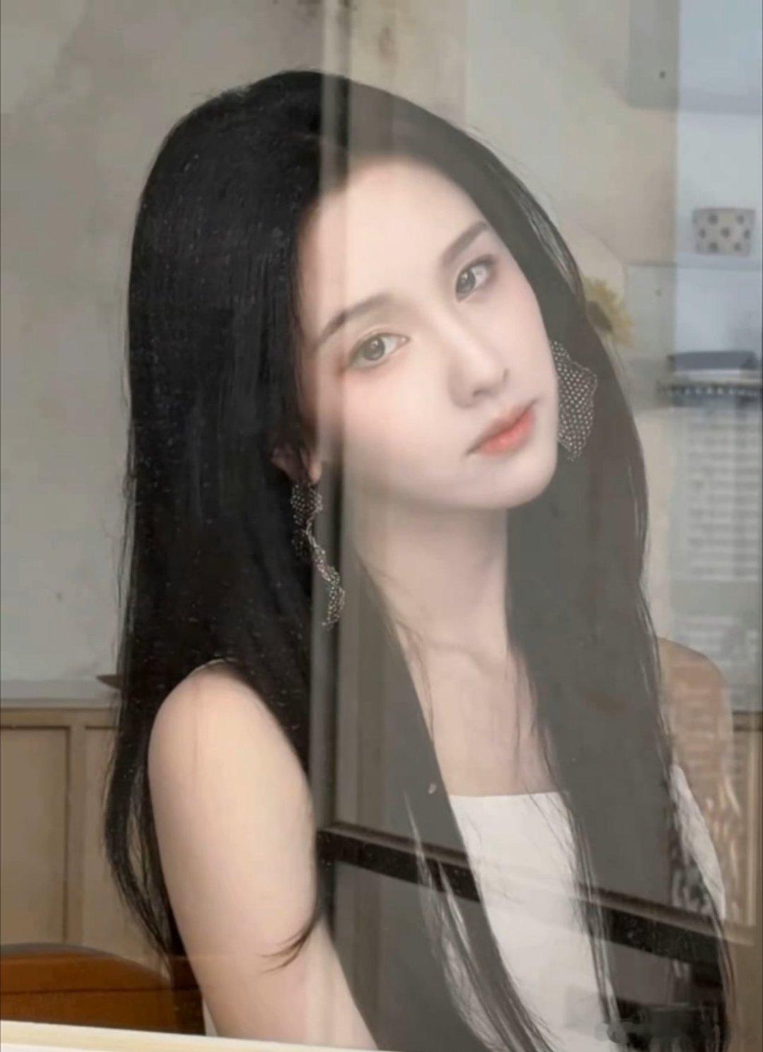 你就眼红吧，陈都灵wwzz 嘟嘟发展越来越好了你气不气于正编辑掉和陈都灵合照