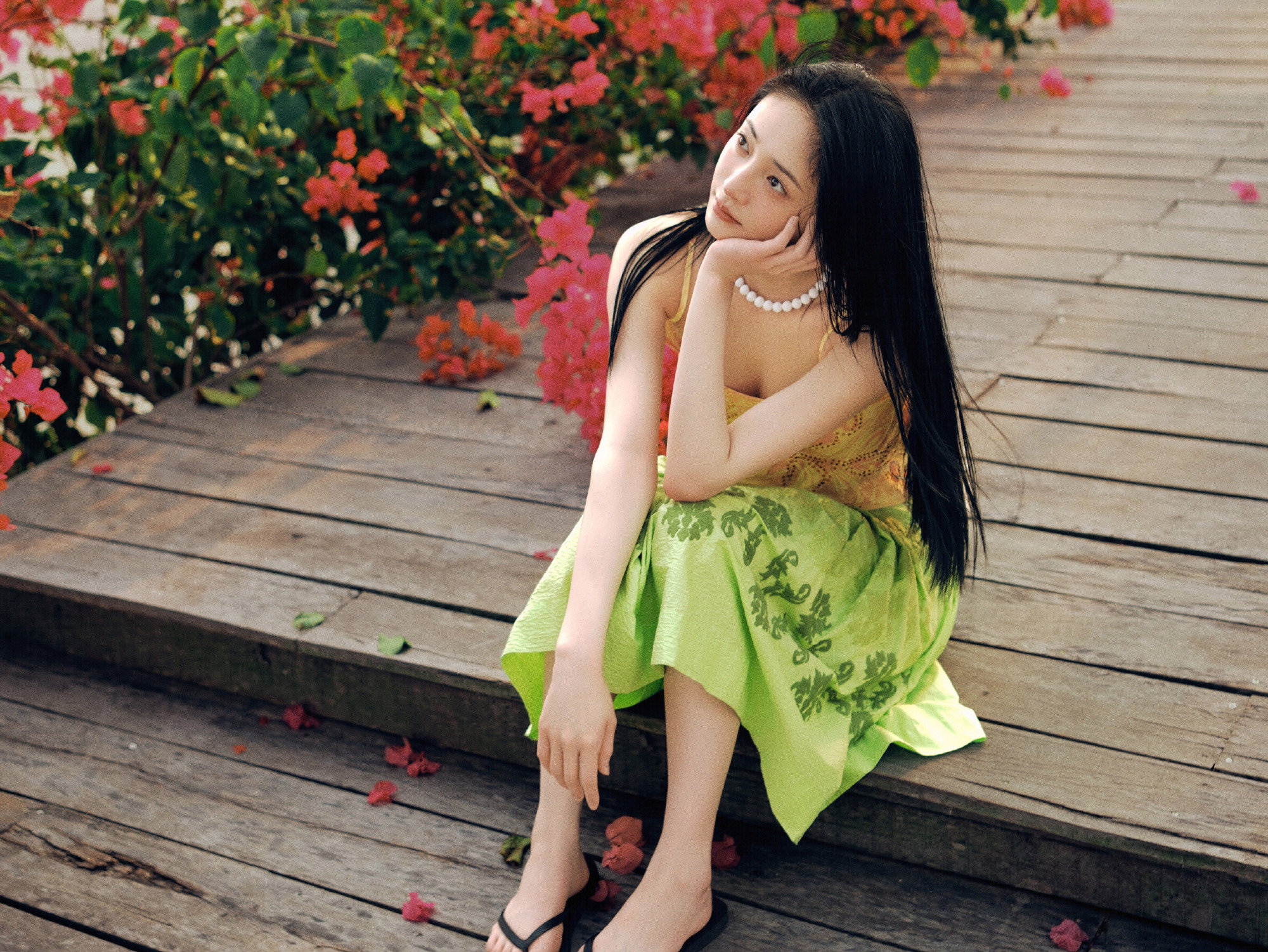 周洁琼夏日大片 