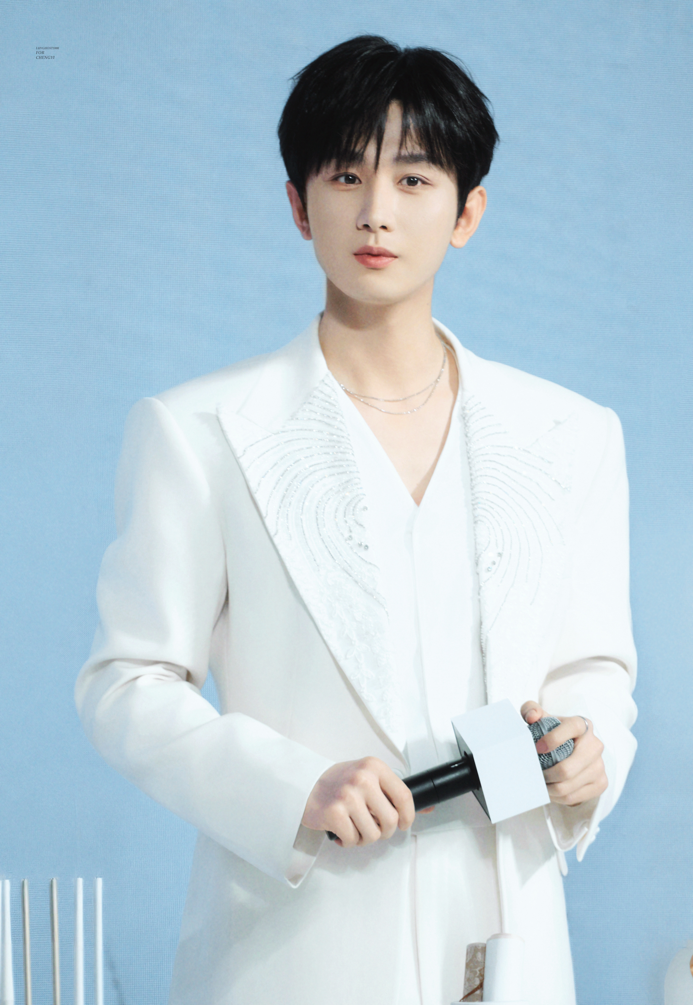 小王子🤍🩵💍成毅白西装 ​​​