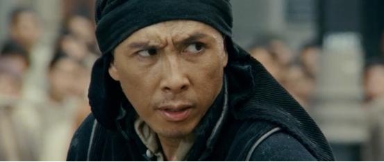 清朝的刺客  
   在《A 计划续集》《十月围城》这些经典香港电影里，总能见着