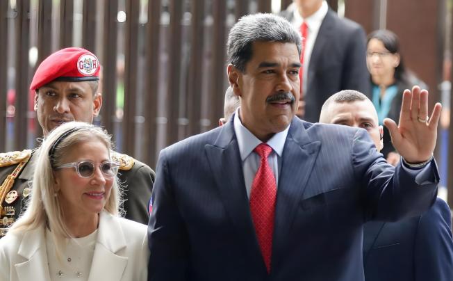 多家媒体3月24日报道，委内瑞拉总统马杜罗及其妻子，将于2026年3月26日，也