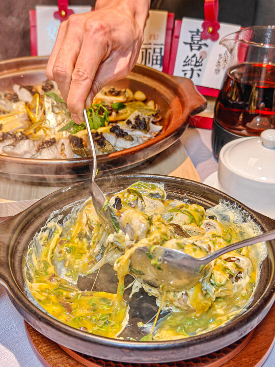 爆‼️潮汕菜馆竟⽤⽕⼭⽯🔥炒鸡蛋？？