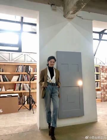 最喜欢的一套晚晚的穿搭 全身都利落 时髦的都市女郎 事业女性
