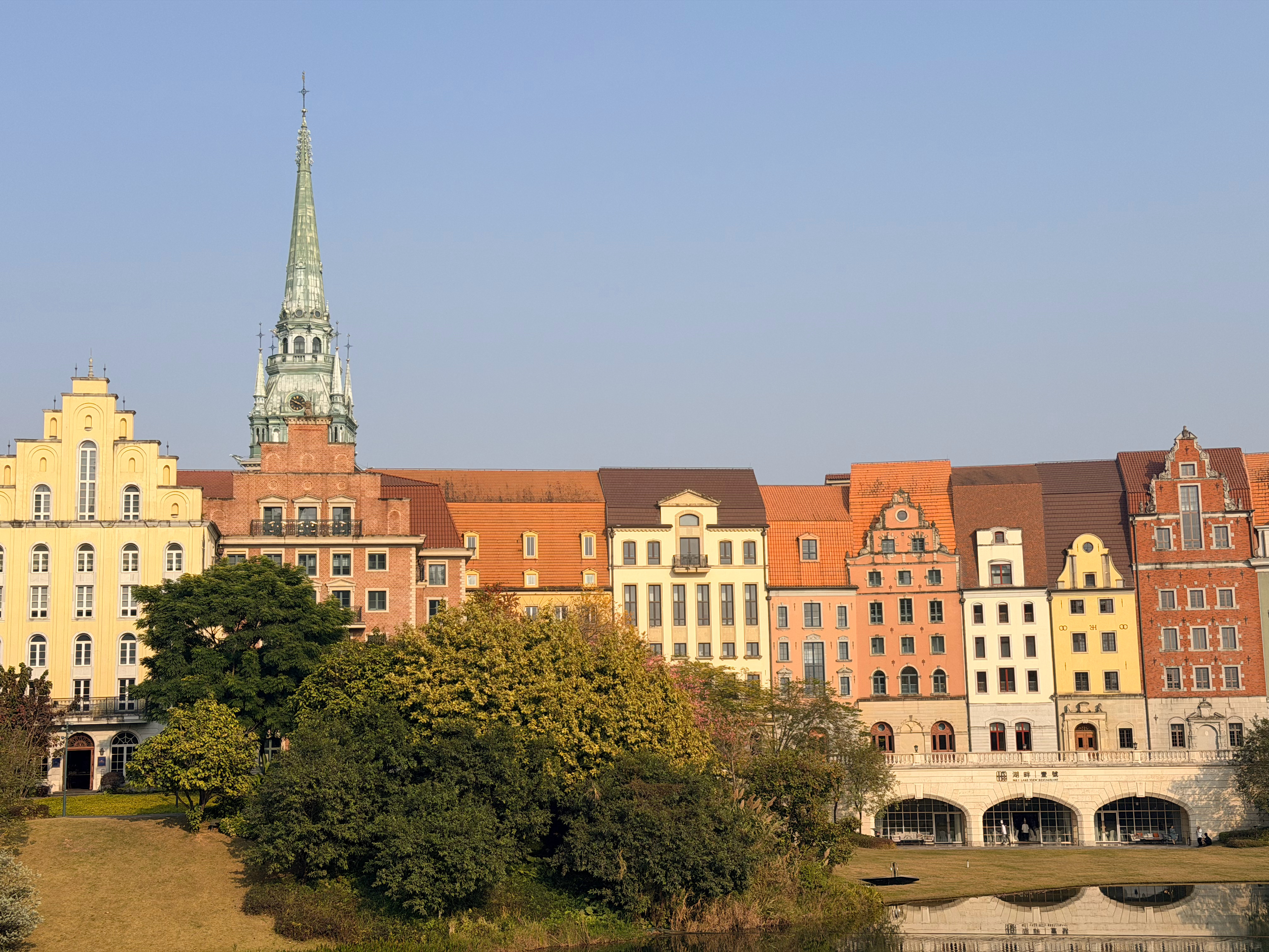 来打卡学习下。 东莞·华为三丫坡