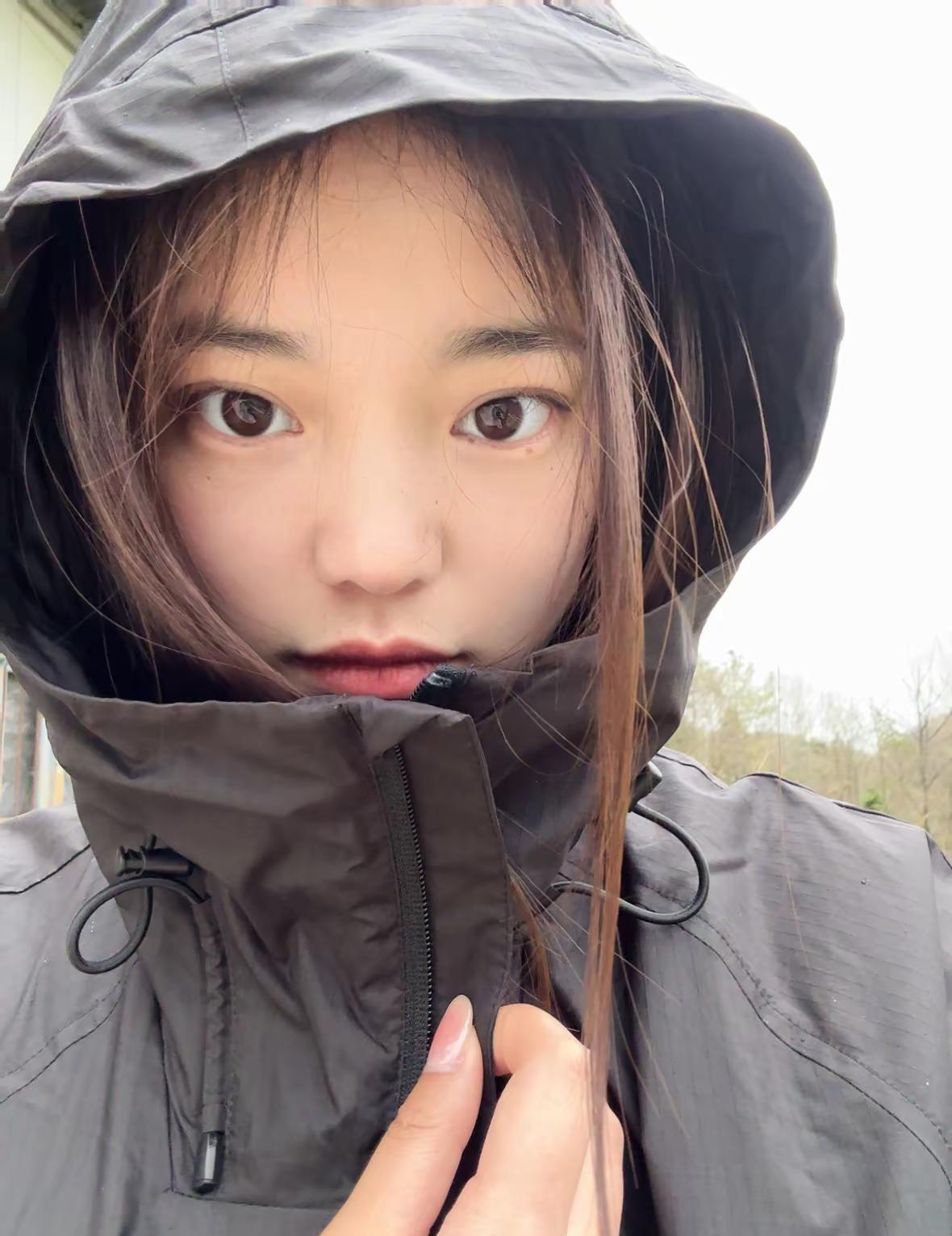 抱歉 重庆的天气因我的忧郁又下降了几度