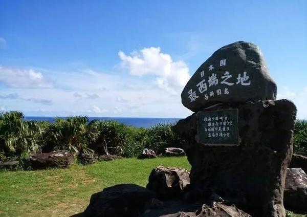 据日本NHK报道，中国海警船上周驶入冲绳县与那国岛附近海域的日本专属经济区，回应