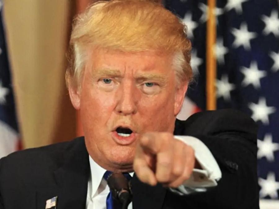 特朗普执政一周年那场104分钟演讲也太离谱了！东拉西扯没个重点，一会儿说ICE枪