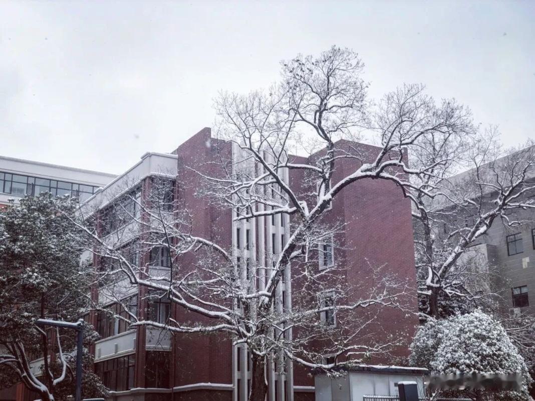 现在的孩子跟以前的孩子真的不一样！

我教书四十多年，以前在考试前给孩子鼓劲的时